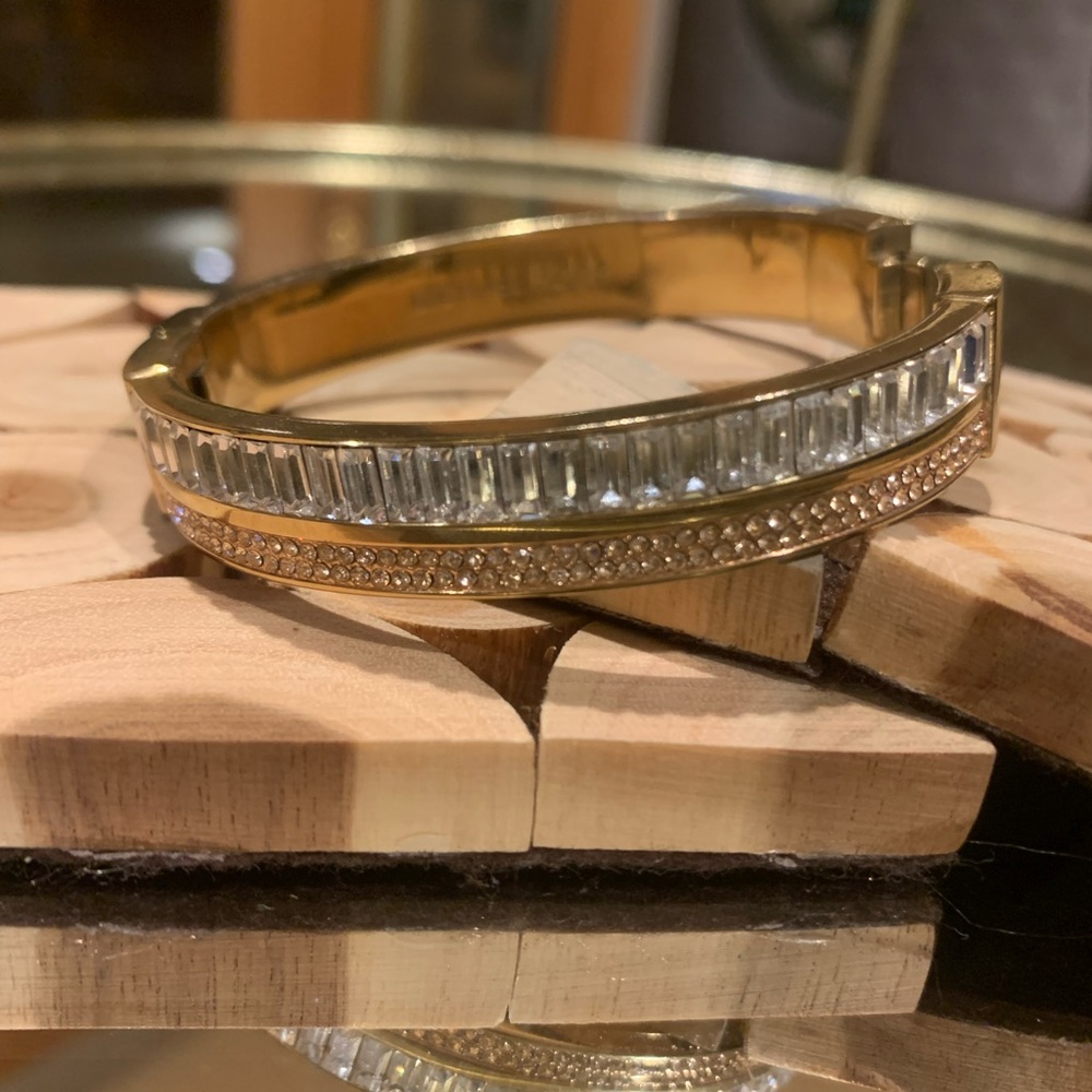 Michael Kors Crystal Bangle bracelet